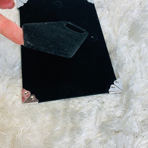 Frameless Glass Tabletop Frame 5 x 7" - Picture 2 of 3